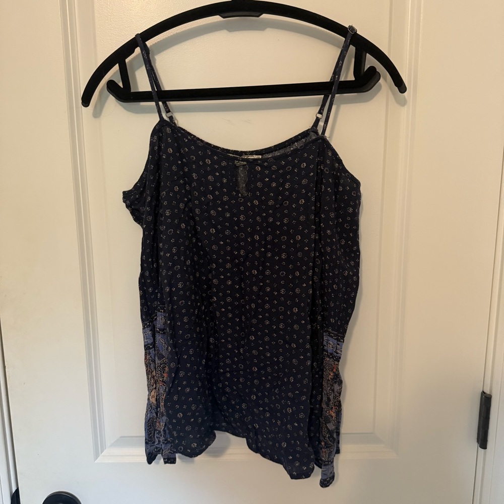 Women's Navy Blue Patterned Off-Shoulder Top - Picture 4 of 8